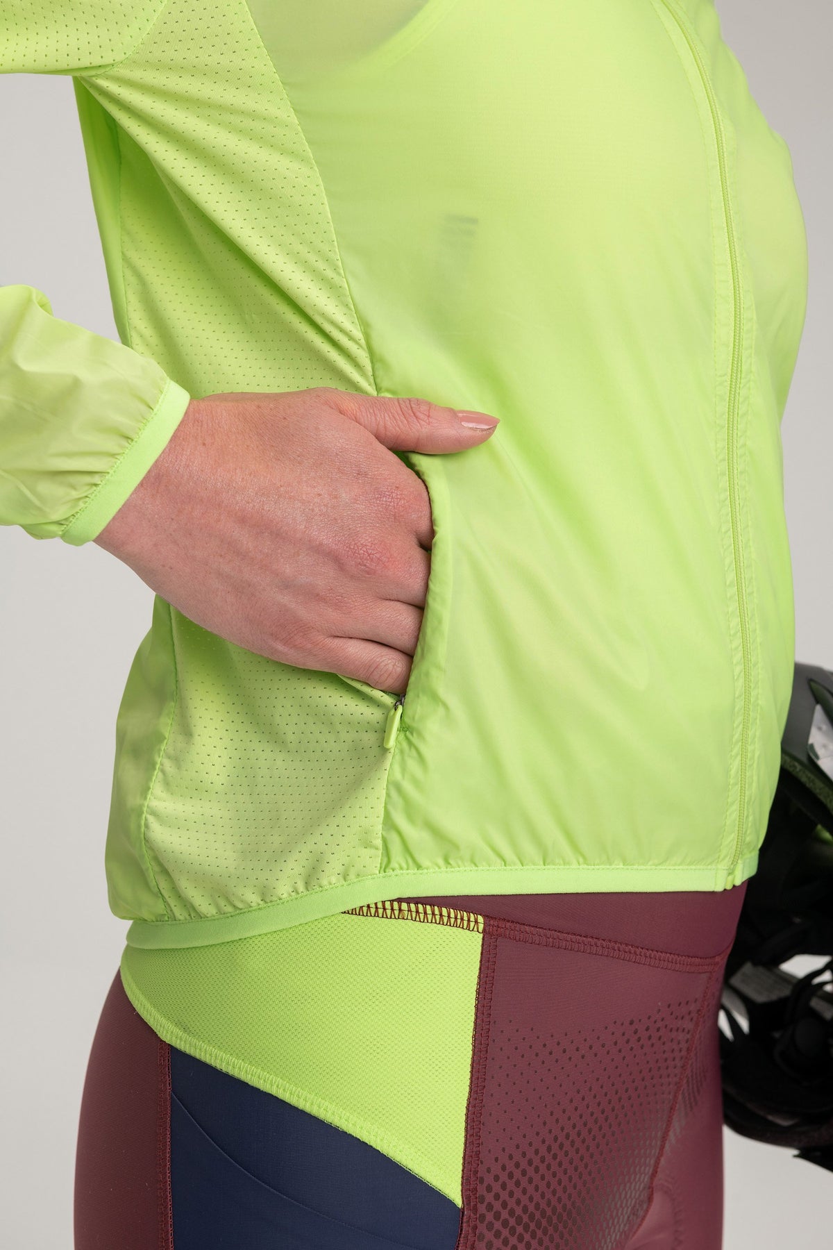 Neo Aero Windbreaker